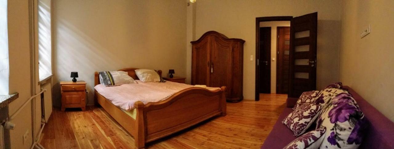 Apartament Przy Bramie Krakowskiej Apartman Lublin Kültér fotó